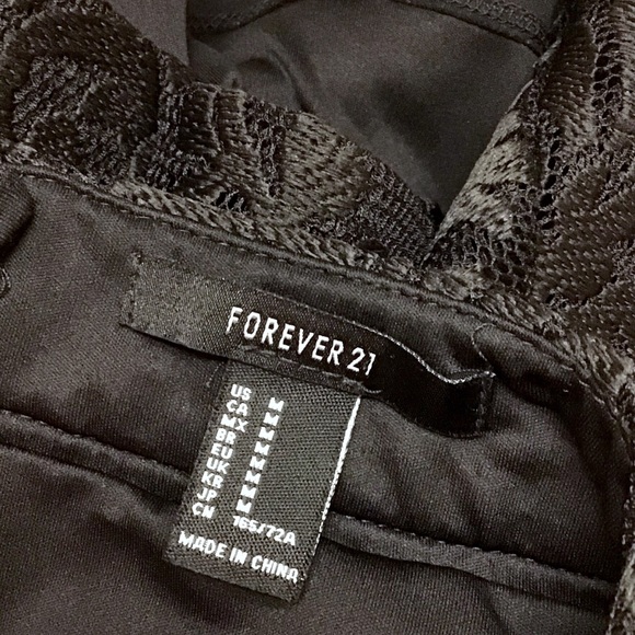 Forever 21 Black Lace Skirt - Picture 5 of 5